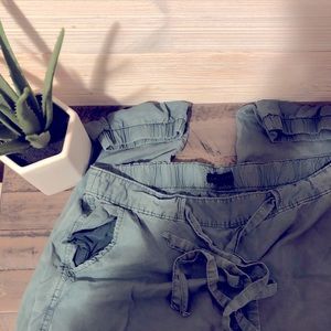 001: Sanctuary XL Olive Joggers